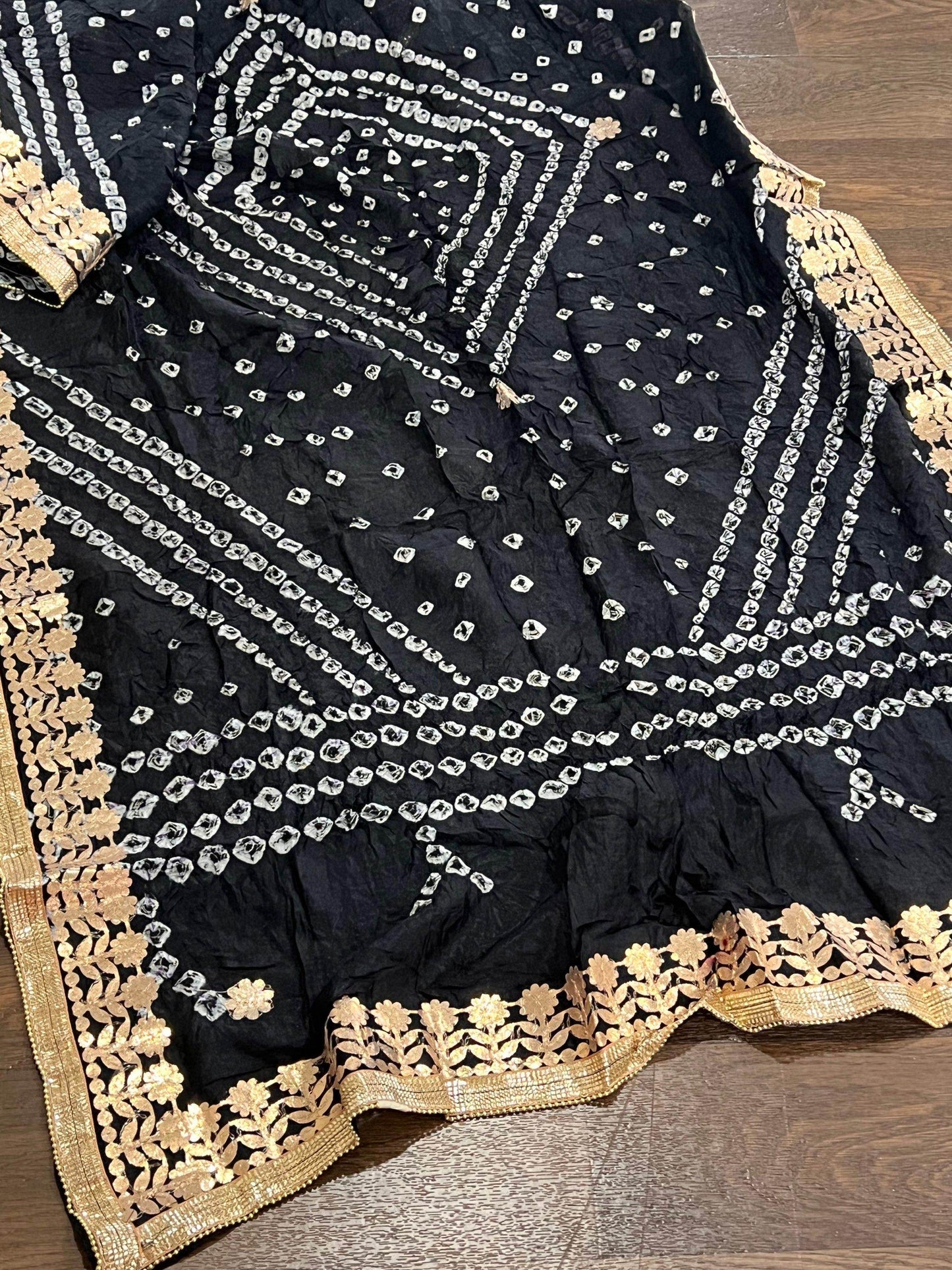 Gota patti bandhani dupatta Black
