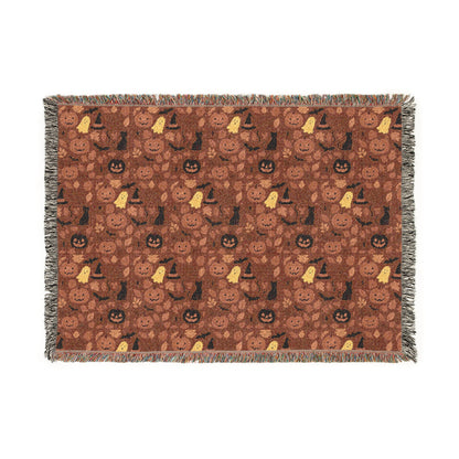 Halloween Woven Blanket, Festive Holiday Throw for Couch or Bed, Cozy Winter Decor, Warm Holiday Gift, Decorative Blanket Artwork 52'' × 37''