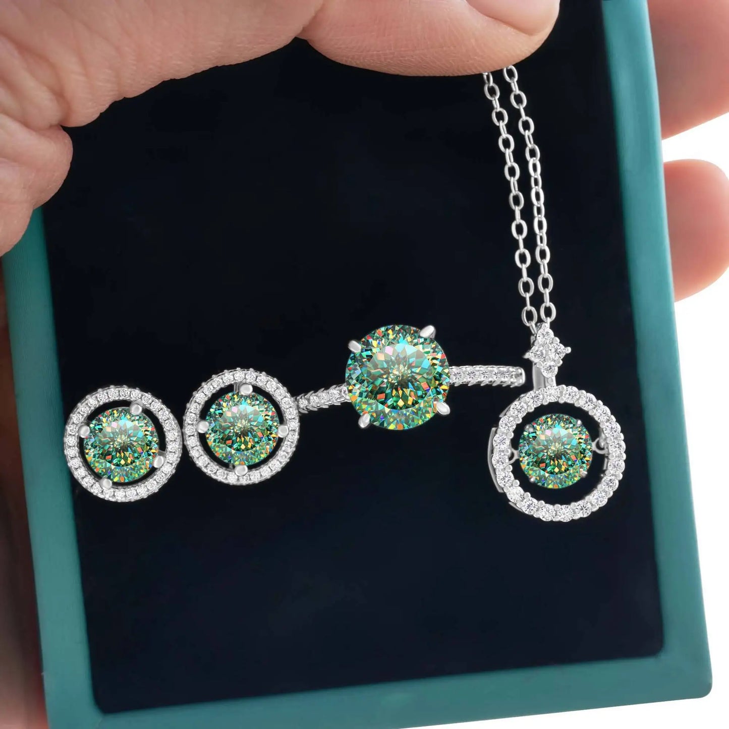4Ct D Color Moissanite 925 Sterling Jewelry Set Ring Necklace Earrings 100 cut green