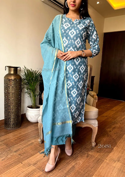 Blue Cotton Kurta Set with Chikankari Work