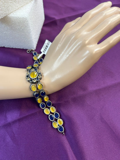 Bracelet: stones with oxidized silver