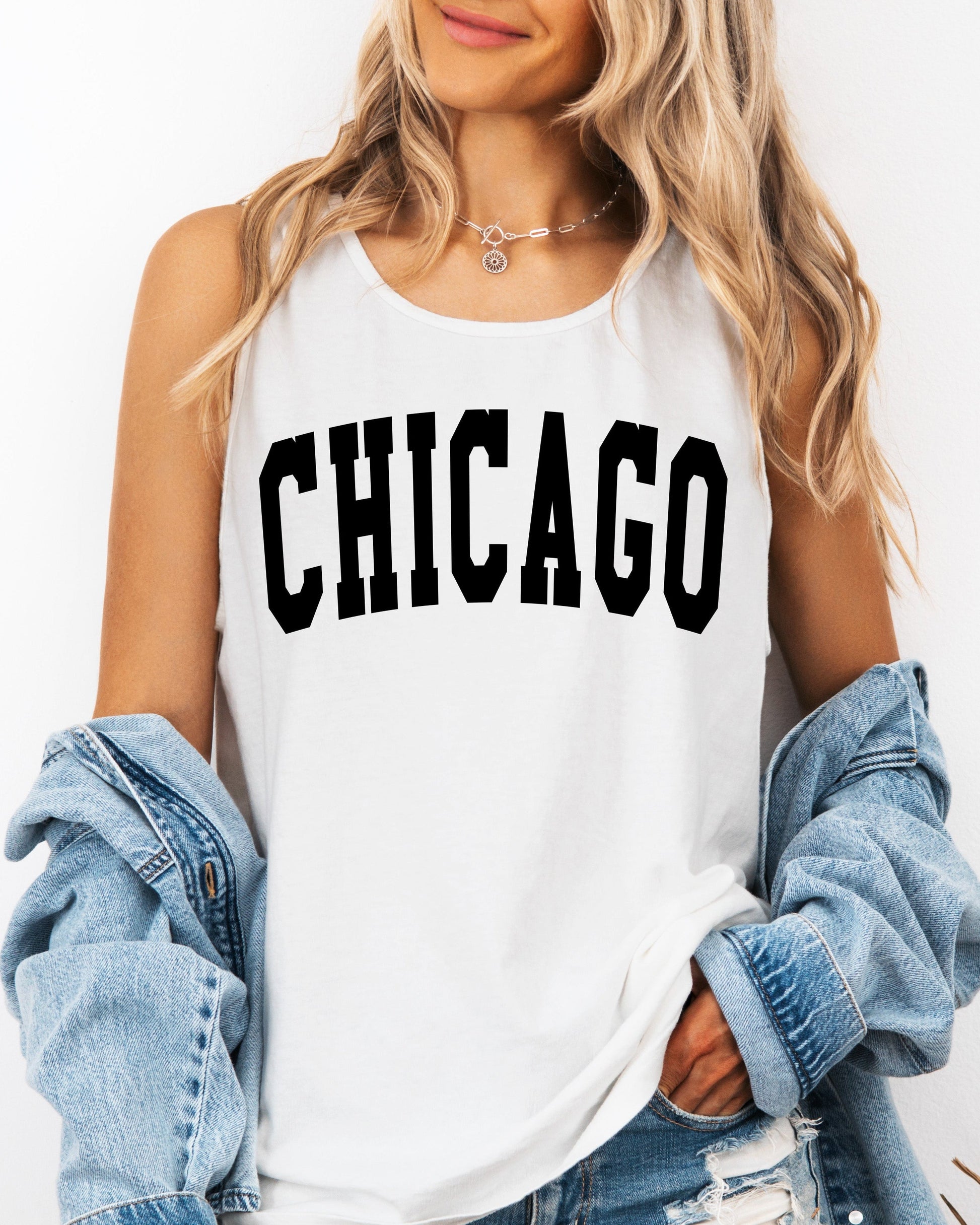 Chicago Illinois State City Comfort Colors Tank Top – USA Travel Graphic Summer Essential White