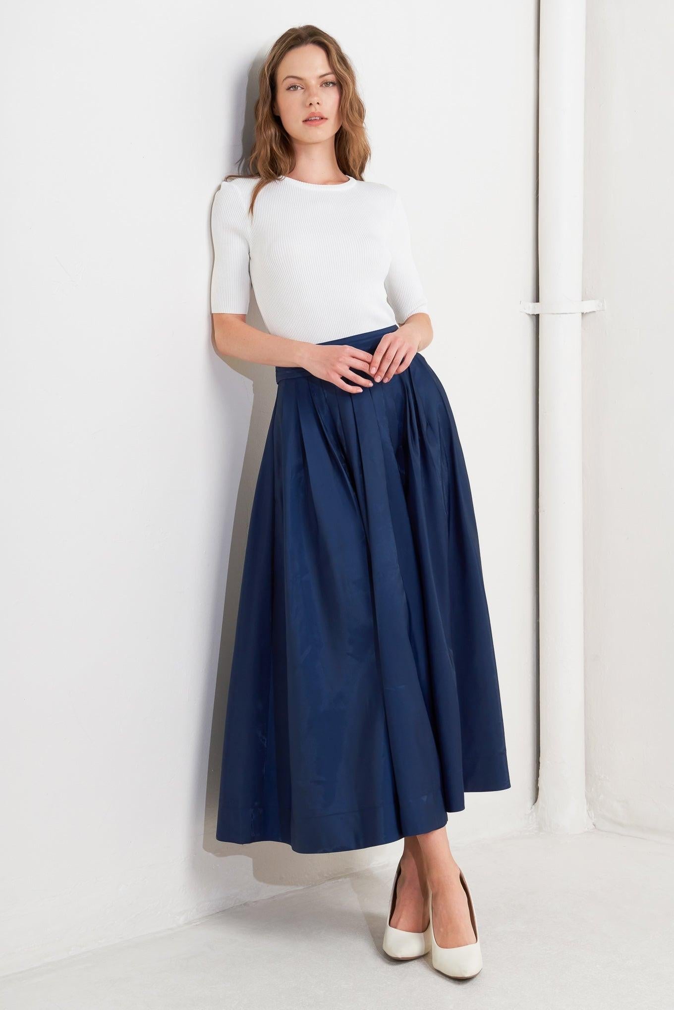 LUXE FLARE WOVEN PLEATED MIDI SKIRT