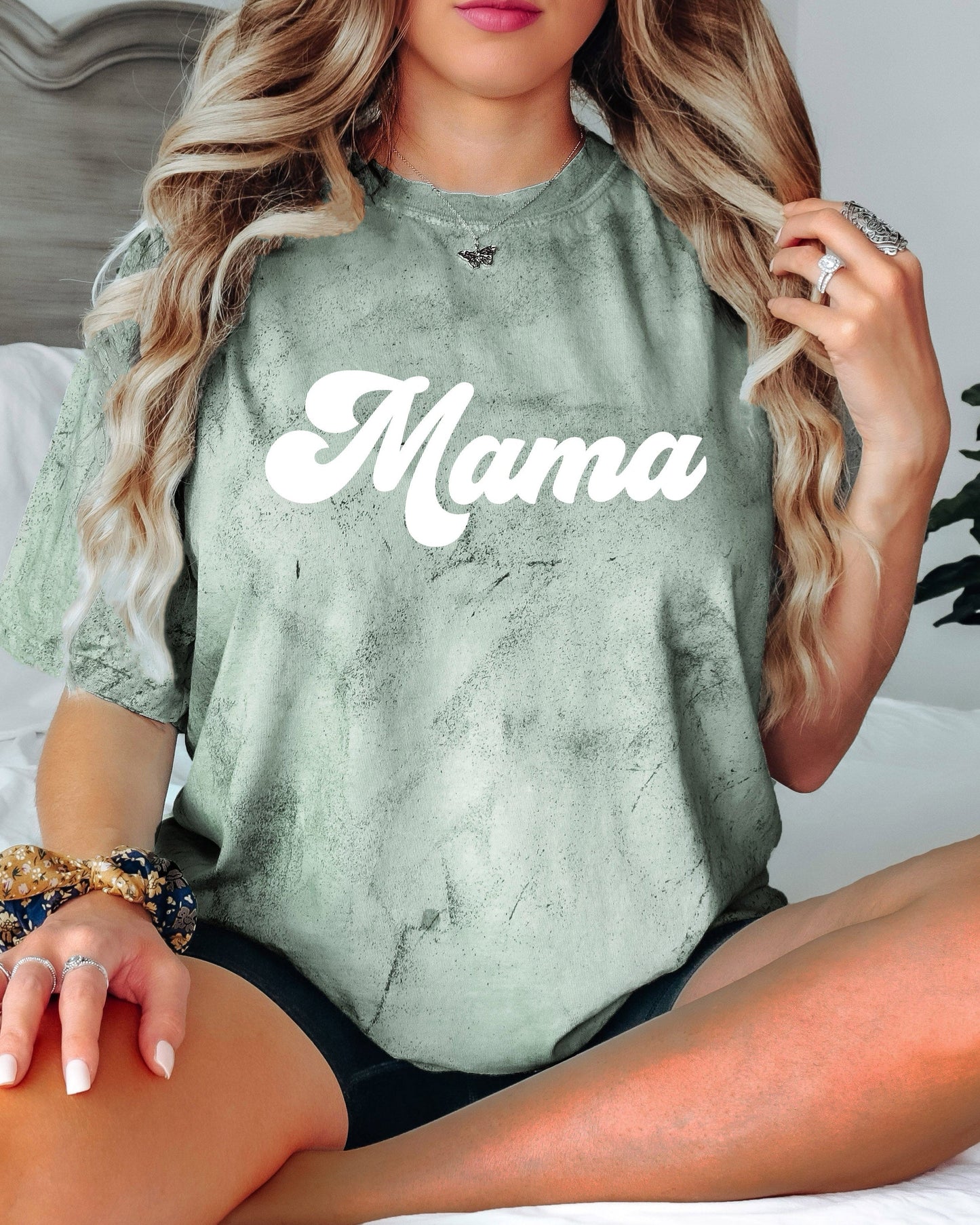 Groovy Mama Comfort Colors T Shirt Fern