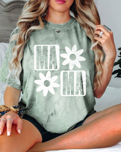 Mama Flower Comfort Colors T-Shirt – Floral Graphic Garment-Dyed Mom Tee Fern