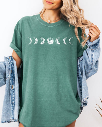 Moon Phase Nature Comfort Colors Garment-Dyed T-Shirt – Summer Vacation Camping Graphic Tee Light Green
