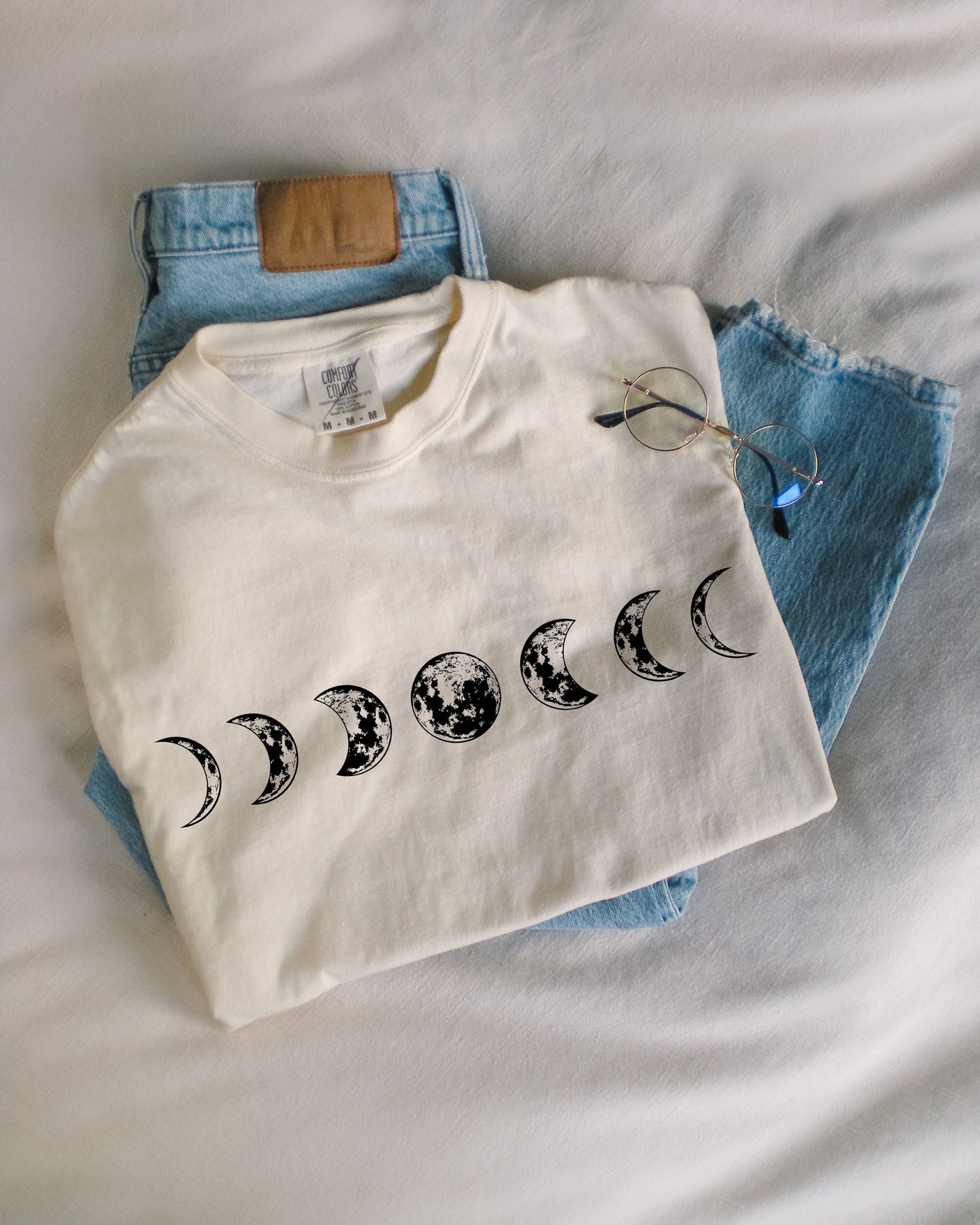 Moon Phase Nature Comfort Colors Garment-Dyed T-Shirt – Summer Vacation Camping Graphic Tee Ivory