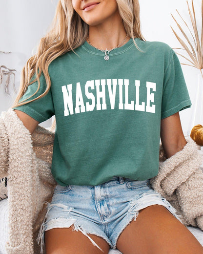 Nashville City Comfort Colors T-Shirt – Garment-Dyed Vintage Travel Graphic Tee Light Green