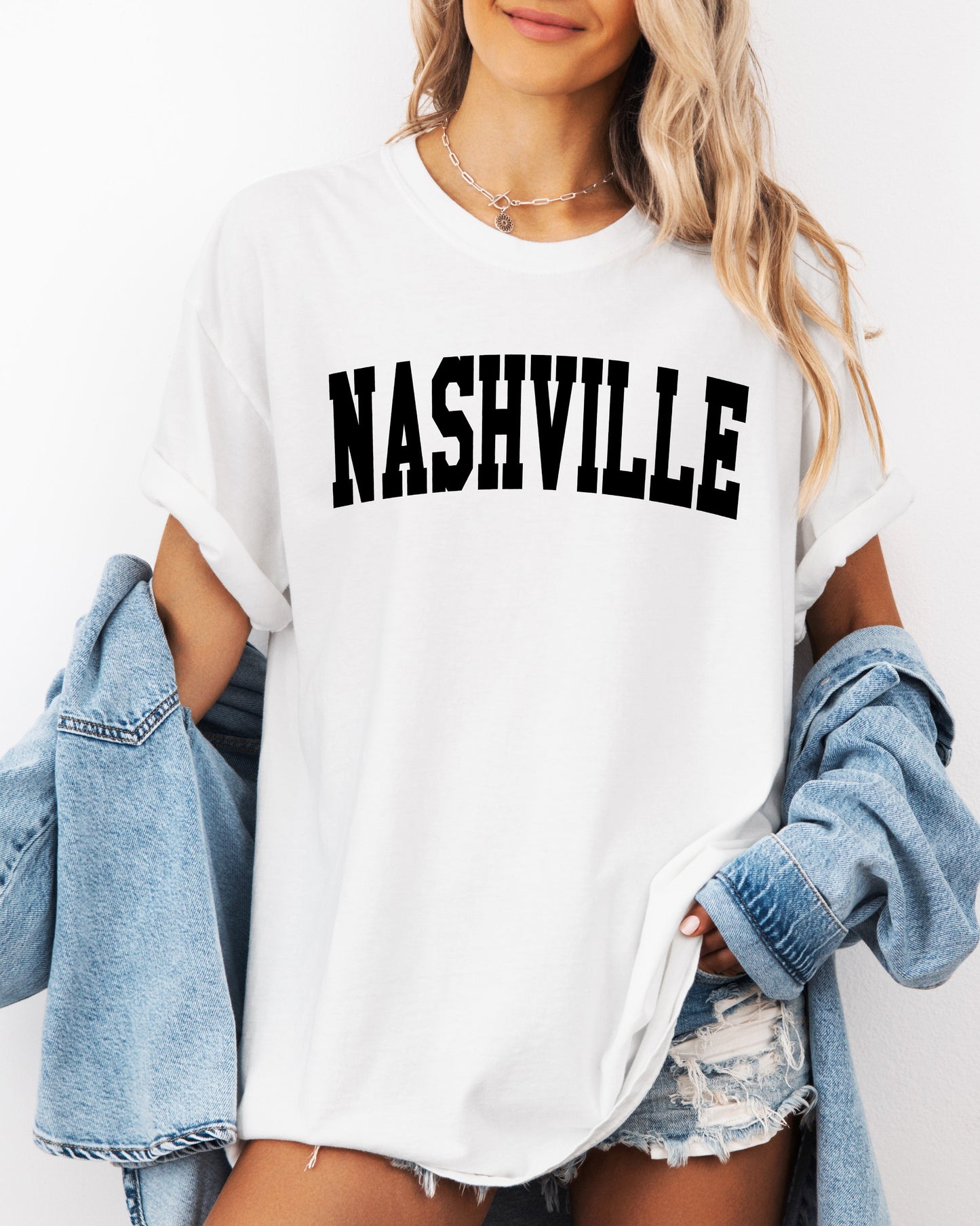 Nashville City Comfort Colors T-Shirt – Garment-Dyed Vintage Travel Graphic Tee White
