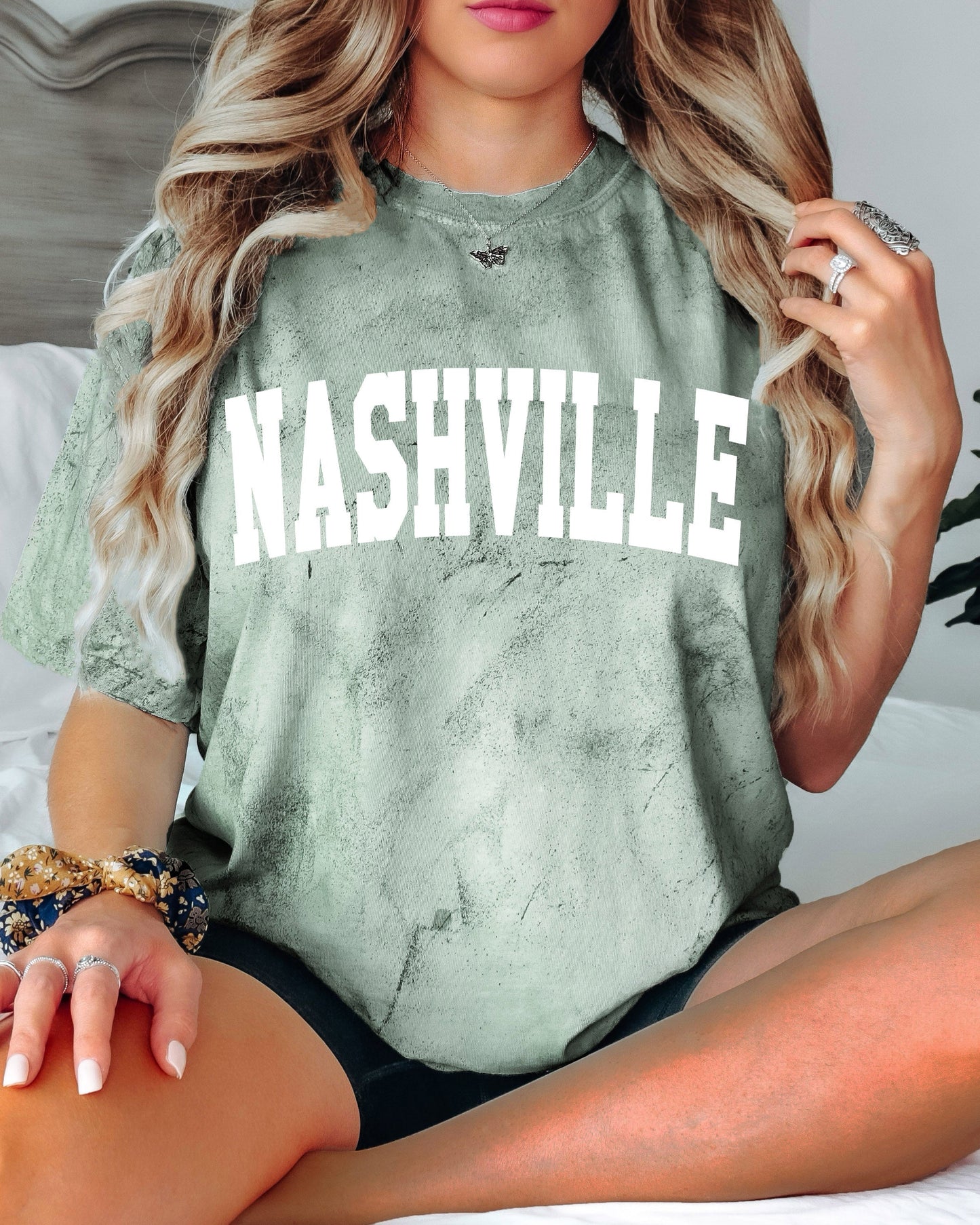 Nashville City Comfort Colors T-Shirt – Garment-Dyed Vintage Travel Graphic Tee Fern