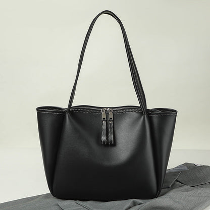 Elegant Large Tote Bag for Female - Handbag with Soft PU Material and Large Capacity for Everyday Style hobo Black