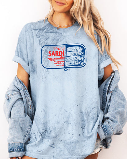 Sardines & Salmon Fish Comfort Colors T-Shirt – Nature Camping Hiking Outdoor Can Graphic Tee Ocean