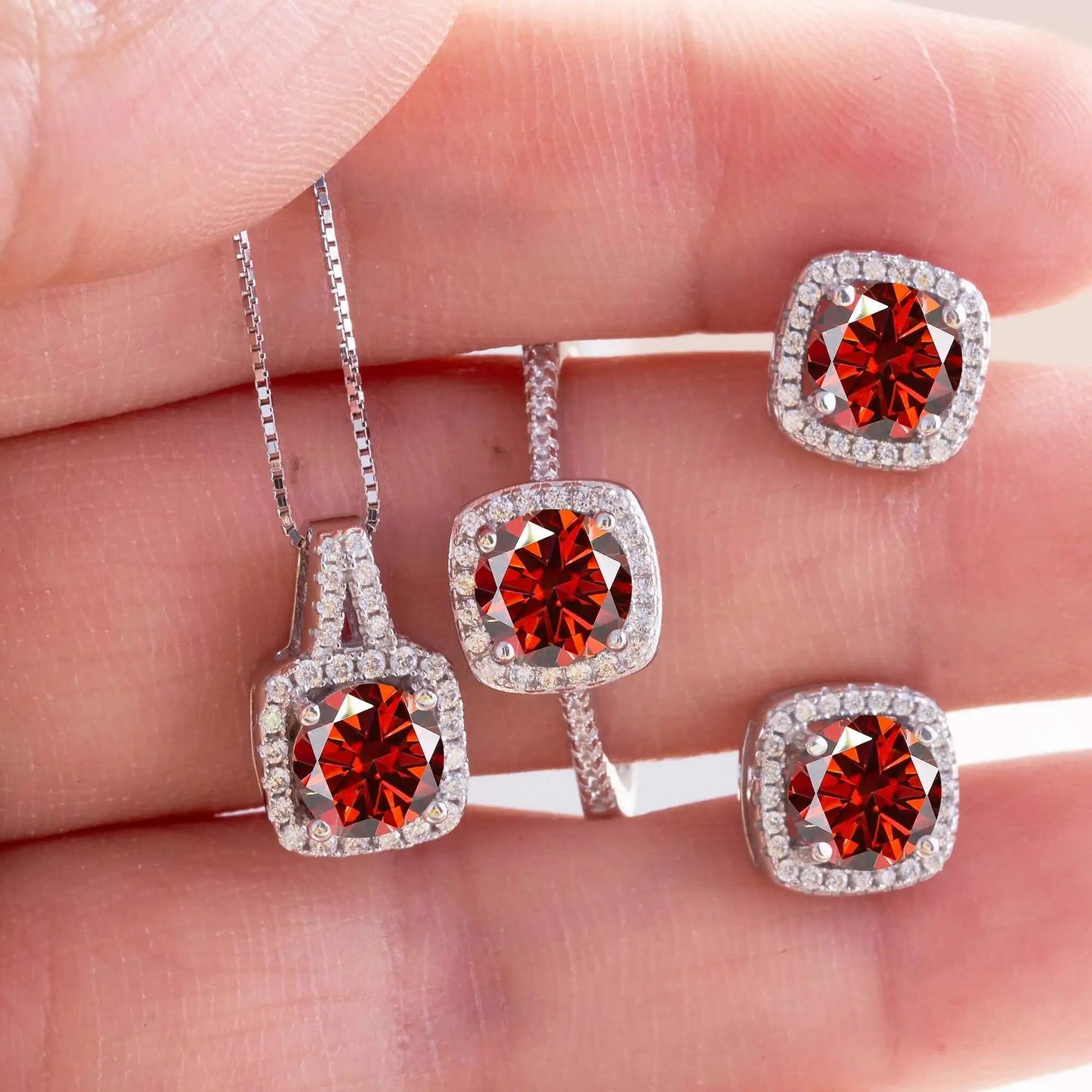 Moissanite D Color Round Cut 925 Sterling Silver Pendant Necklace and Studs Set red