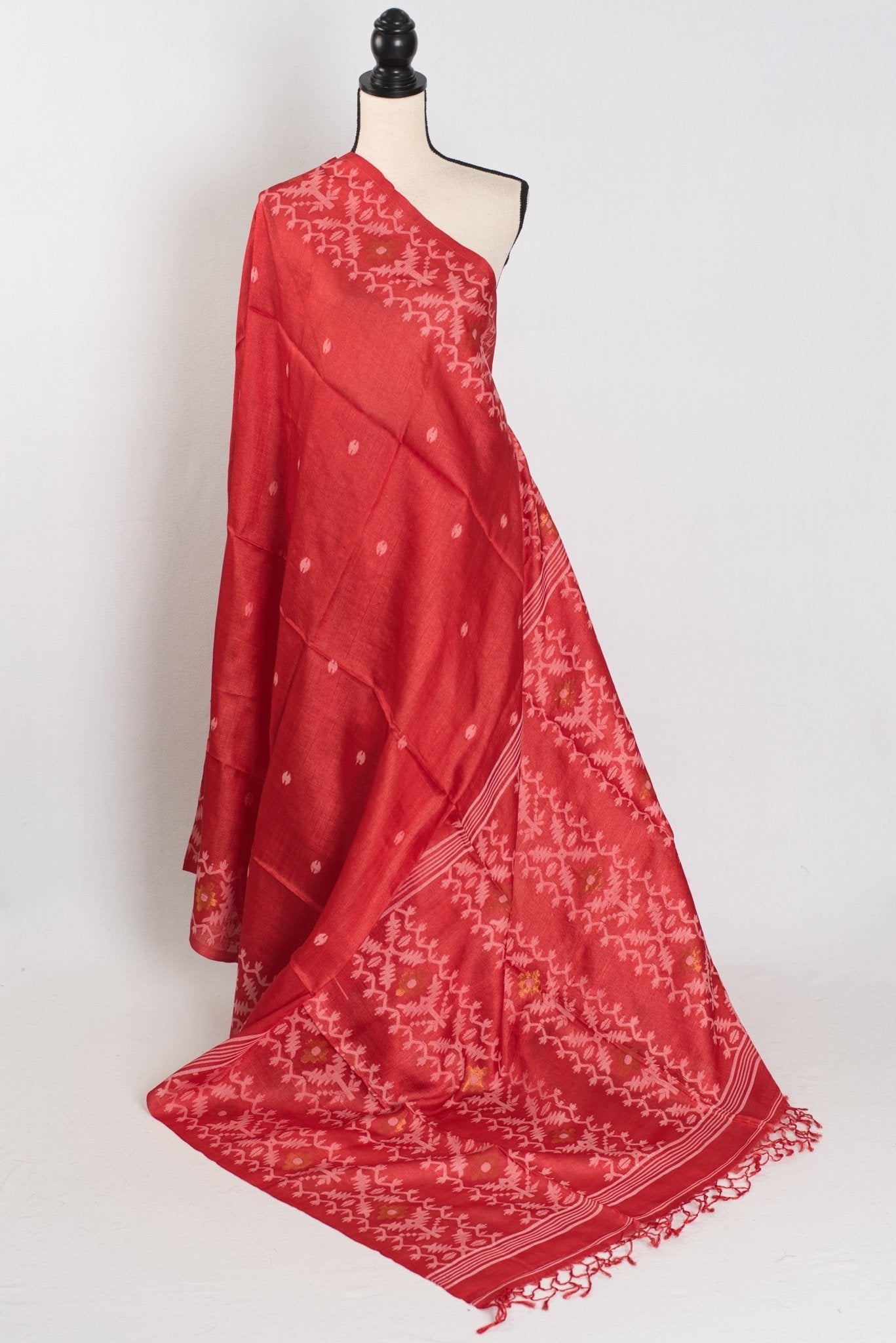 Rai: Bengal Tussar Silk Saree | Hand-Inspired Jamdani Weaving | Certified Silk