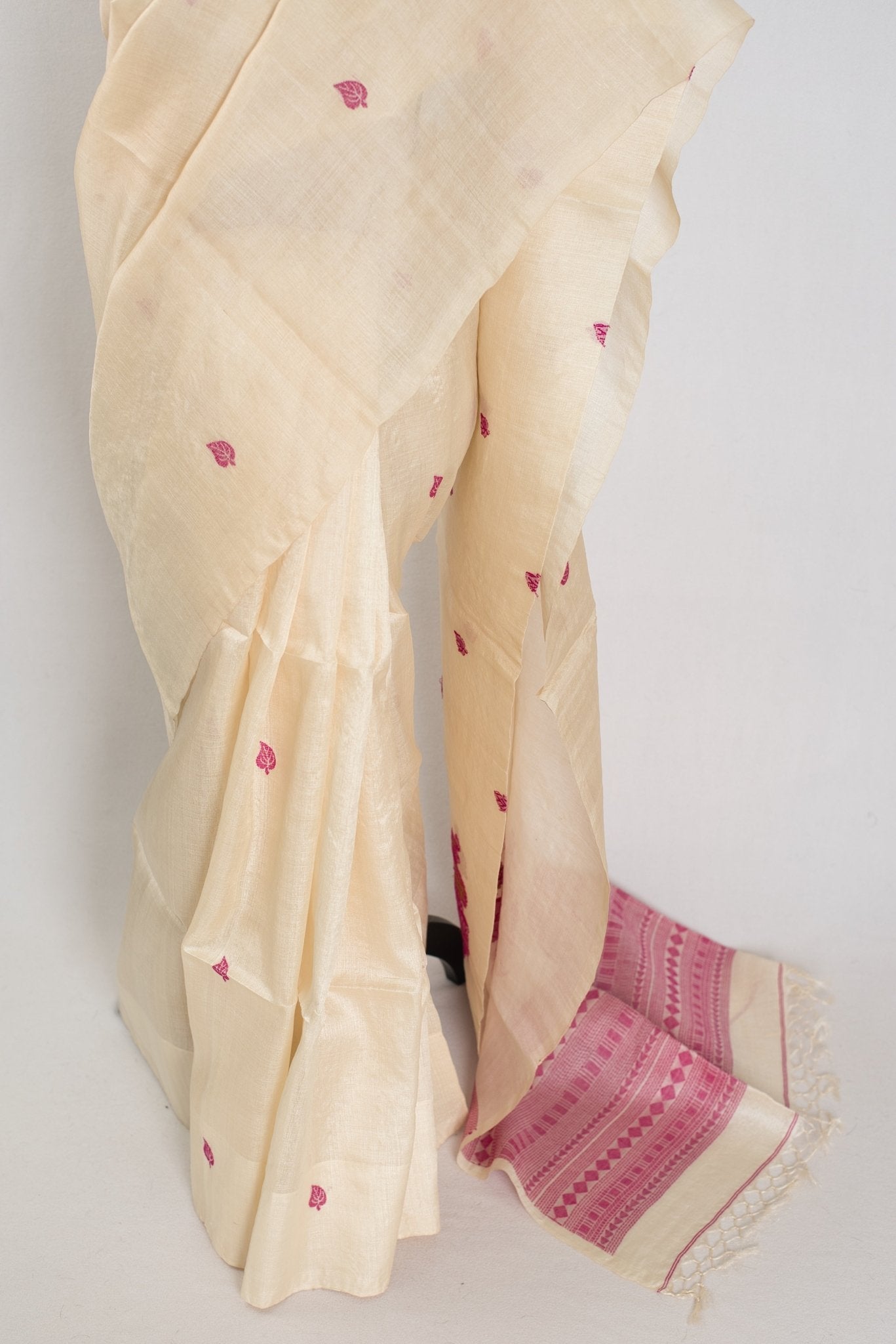 Renu: Cream & Pink Bengal Tussar Silk Saree | Silk Mark Certified