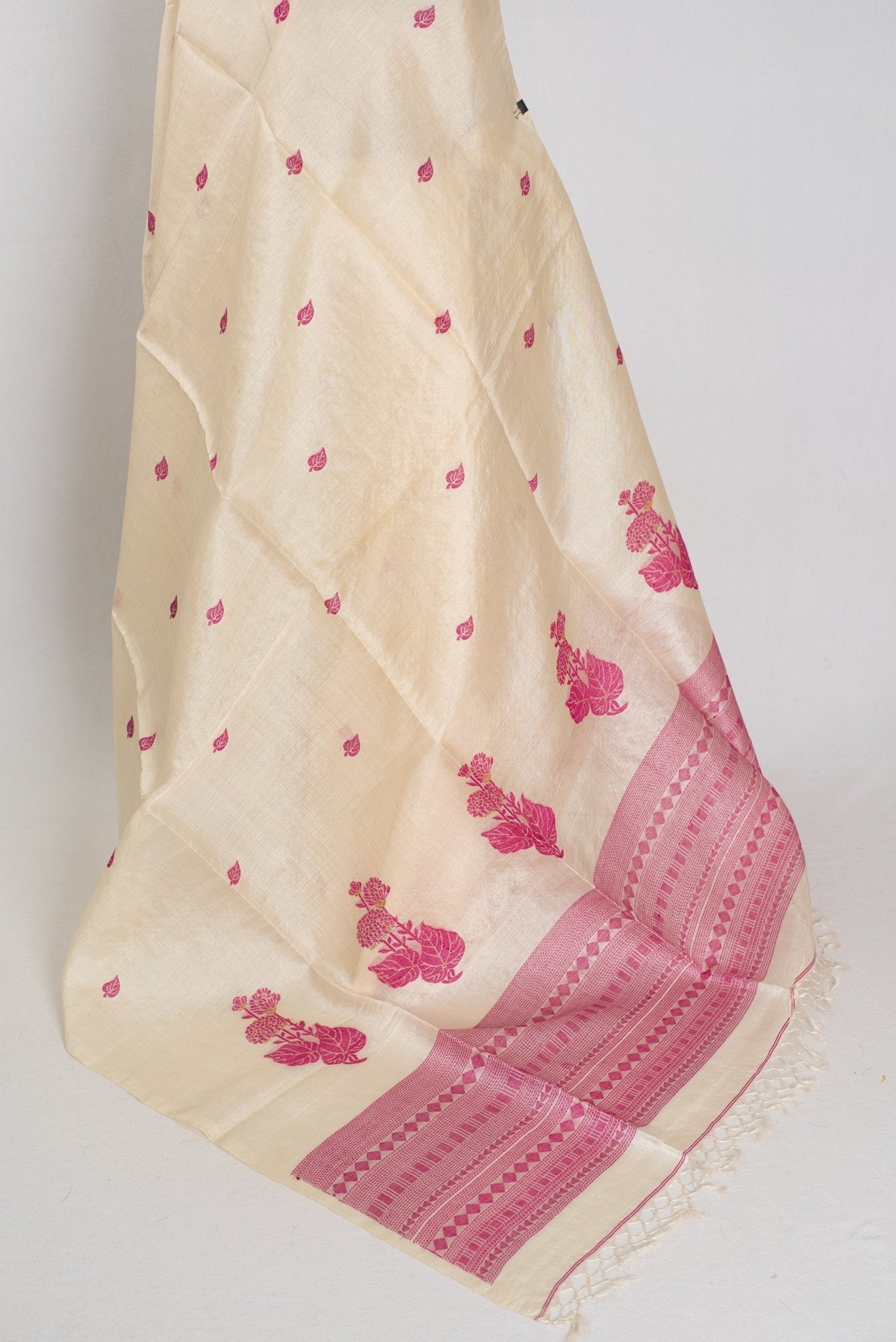 Renu: Cream & Pink Bengal Tussar Silk Saree | Silk Mark Certified