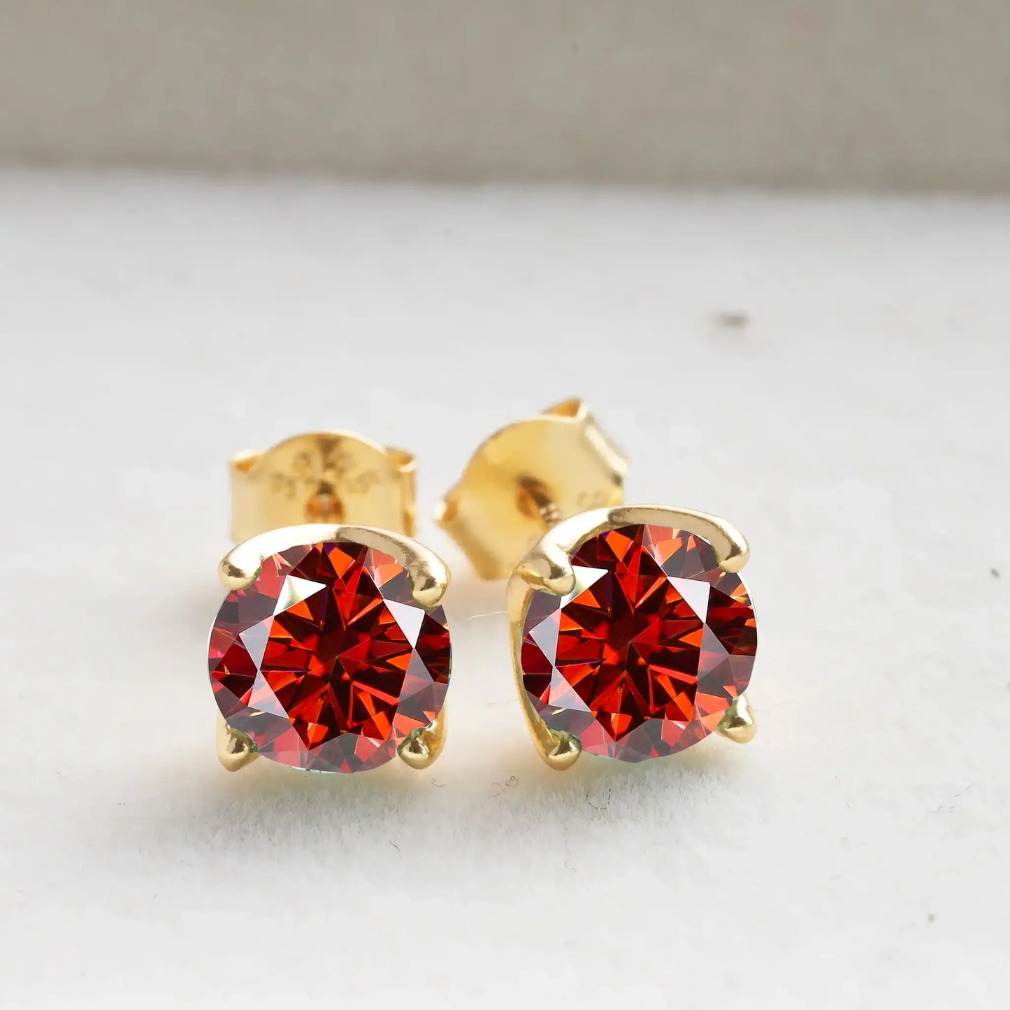 VVS D Moissanite Stud Earrings 925 Sterling Silver 18K Gold Plated Wedding red